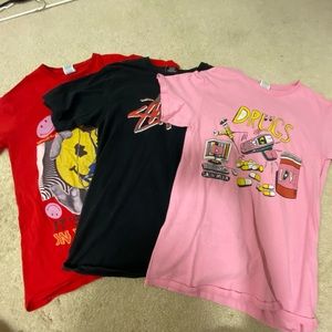 Bundle Graphic Tshirts
